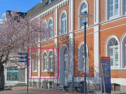 charmante Büro-und Geschäftsräume am Marktplatz in der Fußgängerzone von Bad Segeberg