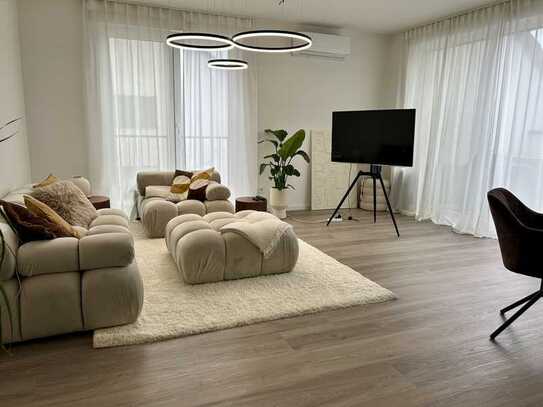 Lichtdurchflutete 2-Zimmer Wohnung in zentraler Lage