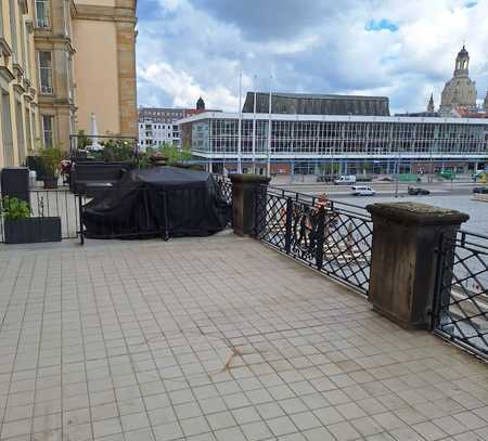 Traumhaftes Wohnen am Altmarkt
