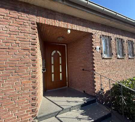 Modernes 4-Zimmer-Haus in Meerbusch und nur 10 Min. von Düsseldorf entfernt.
