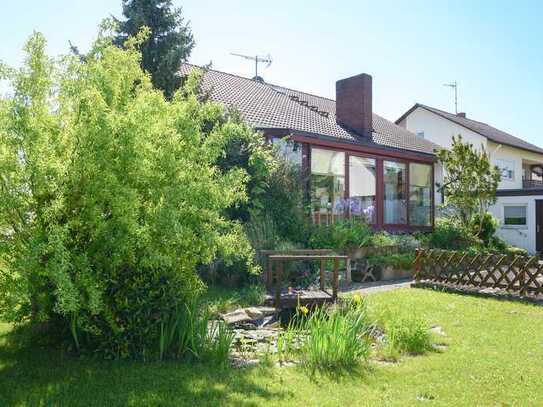 Einfamilienhaus mit Garten in ruhiger Lage