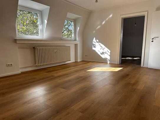 75qm Ehrenfeld, grün, zentral, parallel Körnerstraße, teil-/möbliert nA