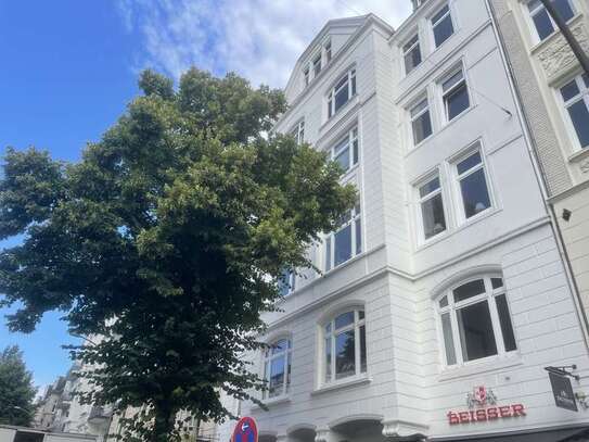 Exklusive 4-Zimmer Jugendstil-Wohnung 
in Hamburg - Harvestehude am Eppendorfer Baum / Klosterster