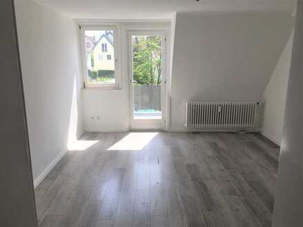 Bevorzugte Wohnlage - 3ZKDB - EBK, Balkon in Südlage, 1. OG in HU-Kesselstadt
