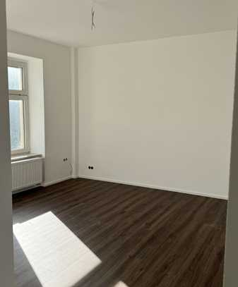 Erstbezug nach Kernsanierung 4-R-Wohnung (104m², 1. OG) in Bischofswerda