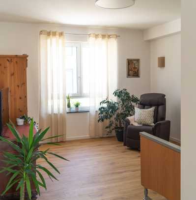 ***Zukunftssichere Kapitalanlage:*** Exklusives Pflegeappartement in Senioren-WG