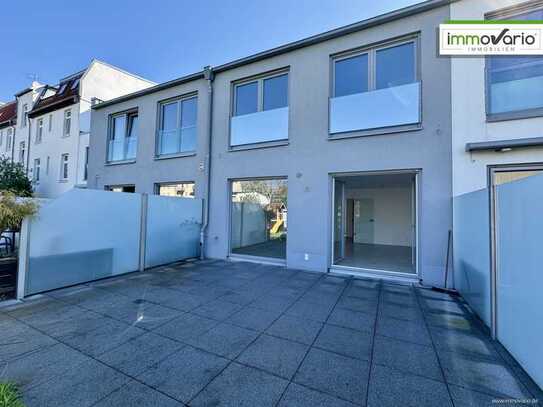 Schönes Reihenmittelhaus mit Garten, Terrasse, Wanne, Dusche, Gäste-WC & Tiefgaragenstellplatz