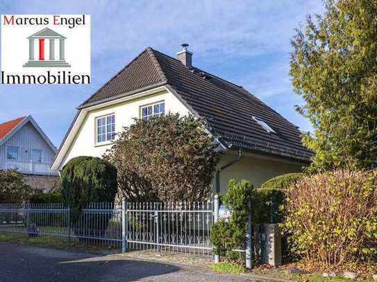 Stilvolles Einfamilienhaus mit Erker & moderner Technik in Vehlefanz *Provisionsfrei für den Käufer*