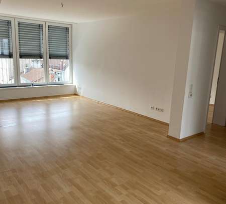 Wunderschöne 2,5 Zimmer Wohnung mit Einbauküche in Darmstadt-Mitte