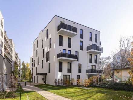 Perfekte Lage im Hinterhaus! Dachgeschoss mit EBK & Balkon & Gästebad