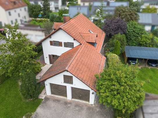 Familienparadies in Regensburg-Weichs! Einfamilienhaus mit schönem Garten