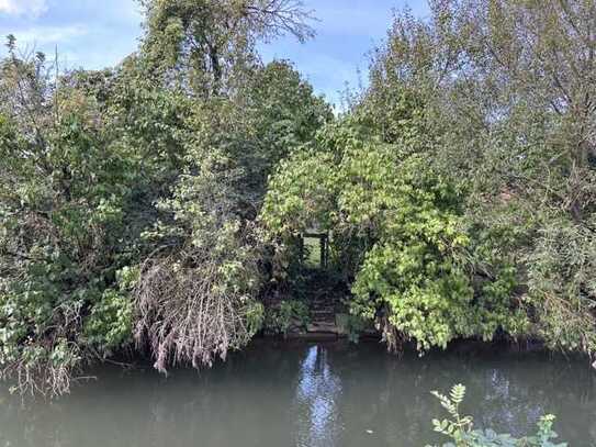 Baugrundstück am romantischen Mühlkanal