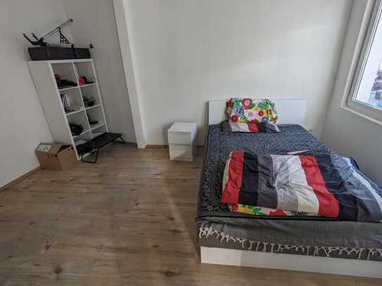 Exklusive 1-Raum-Hochparterre-Wohnung in Stuttgart