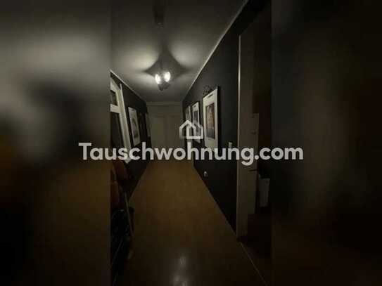 Tauschwohnung: 3-Zimmer DGW mit großem Flur, zwei Bädern und EBK