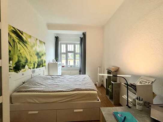 Großzügige 2-Zimmer-Wohnung in Friedrichshagen mit zwei Balkonen - KEINE WG