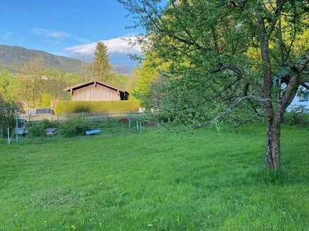 Herrlich gelegenes Baugrundstück am Ortseingang oberhalb von Hammer/Siegsdorf
