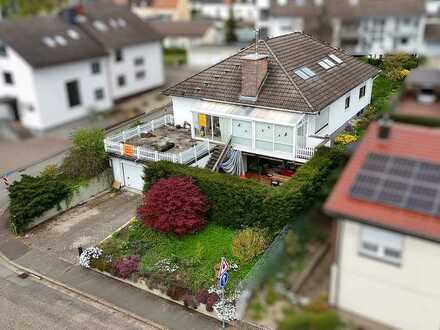 +++Sommerwald: Attraktives 2-3 Familienhaus mit Südterrassen, Wintergarten, Doppelgarage, sofort ...