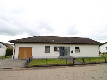 Hochwertiges Einfamilienhaus mit Einliegerwohnung, Wintergarten, Terrasse und großem Garten