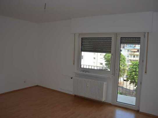 Ansprechende 2-Zimmer-Wohnung mit Balkon in Mannheim