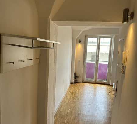 Attraktive 1-Zimmer-Wohnung mit Einbauküche in Tübingen