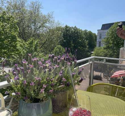 Top Alsterlage 5-Zimmer- Maisonette Wohnung mit Balkon,Loggia und Einbauküche in Hamburg