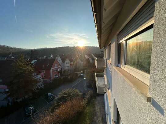 Gepflegtes Mehrfamilienhaus in Aussichtslage