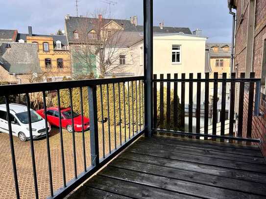 ++ 3-Raum-Wohnung mit Balkon und Pkw-Stellplatz ++