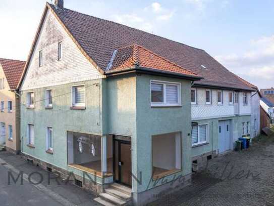 Einfamilienhaus mit Anliegerwohnung und viel Nutzfläche