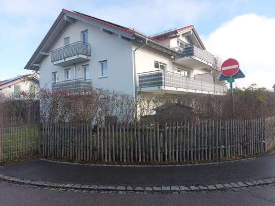 Schöne, geräumige 3,5 Zimmer Wohnung 1.OG. in Bruckmühl (Kreis), Rosenheim