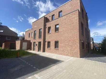 Schicke Neubau-Penthouse-Wohnung - QNG Siegel mit Wärmepumpe und PV-Anlage!!