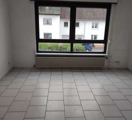 Stilvolle 3-Zimmer-Wohnung mit Balkon in Heddesheim