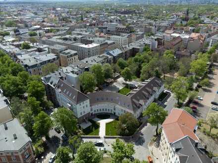 Paulusviertel: Einzigartige u. geräumige 2-Zi.-Whg. mit großem Balkon und eleganter Ausstattung