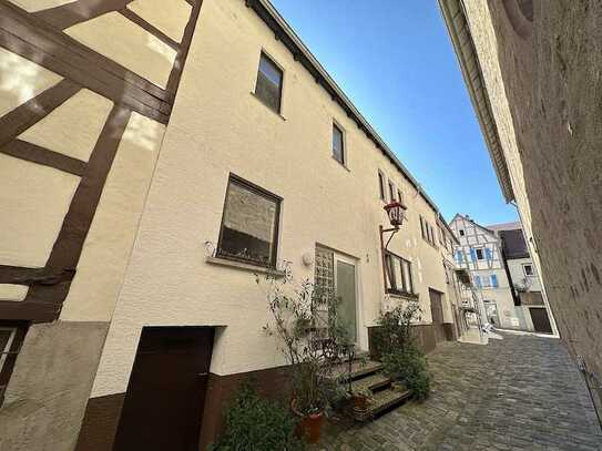 Eine echte Rarität! Einladendes MFH mit Garage in malerischer Altstadlage von Heppenheim