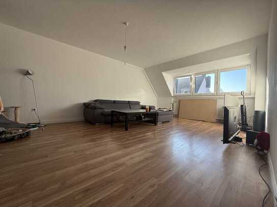 Helle 3-Raum-Wohnung in Köln Dellbrück