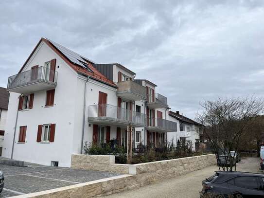 Sonnige und stilvolle 2-Zimmer-Wohnung mit 2 Balkonen in Mainburg