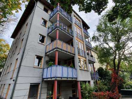 ACHTUNG TOLLE VERMIETETE ERDGESCHOSSWOHNUNG MIT TERRASSE IN KARLSHORST