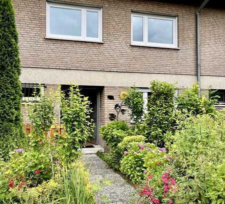 Freundliches und großzügiges Familiendomizil mit Garten und Garage in Krefeld-Bockum