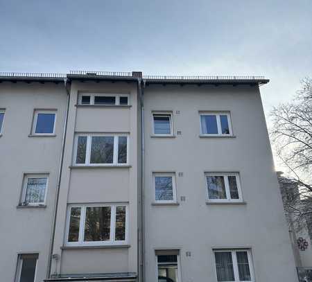 Stilvolle 3-Zimmer-Wohnung mit Balkon in Wiesbaden