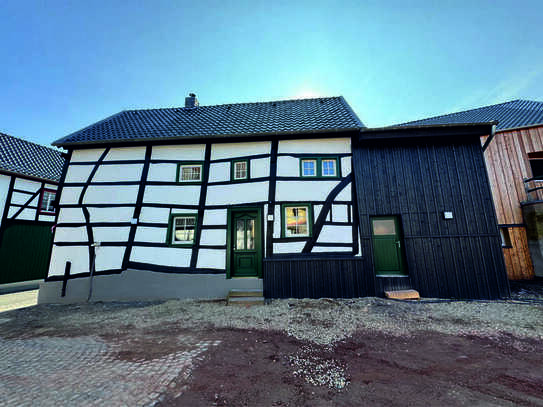 hochwertig saniertes Baudenkmal - Charme und Komfort perfekt kombiniert !!!
