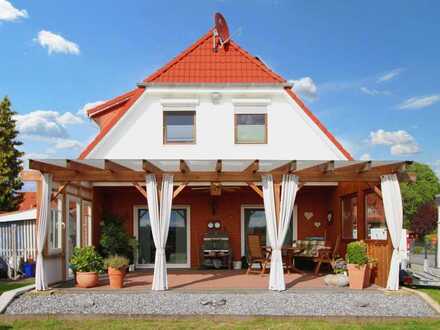 Komfortables Eigenheim - Ein Familientraum mit vielen Extras in Top Lage