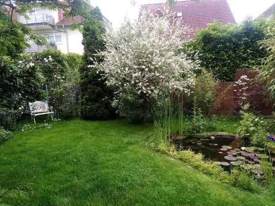 Barrierefreie Erdgeschosswohnung mit 3,5 Zimmern und Garten ! - provisionsfrei !!!