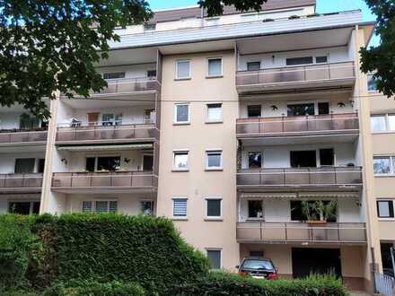 Helle modernisierte 2-3 Zimmer Wohnung in SB- St. Arnual