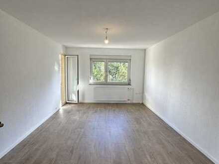Renovierte 3-Zimmer Wohnung mit Süd-Balkon und Einbauküche