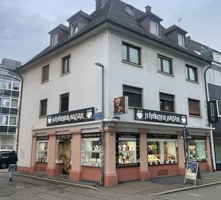 Wohn- und Geschäftshaus im Zentrum von Freiburg / Stadtmitte