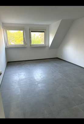 Top Sanierte 3 Zimmer Wohnung