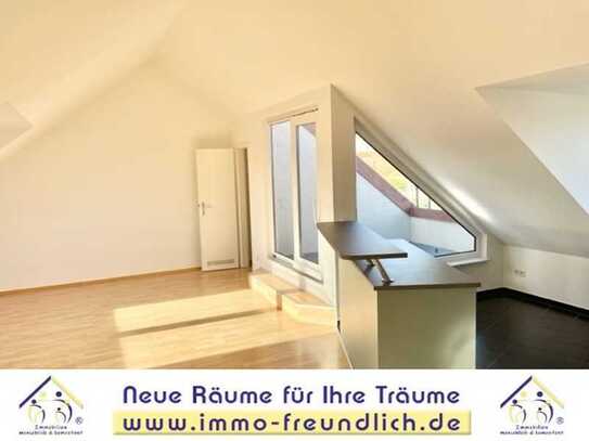 CHARMANT! 4 Zimmerwohnung mit Dachterrasse und Einbauküche