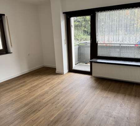 Geschmackvolle 3-Raum-Wohnung mit Balkon, Terrasse und Einbauküche in Wiesloch