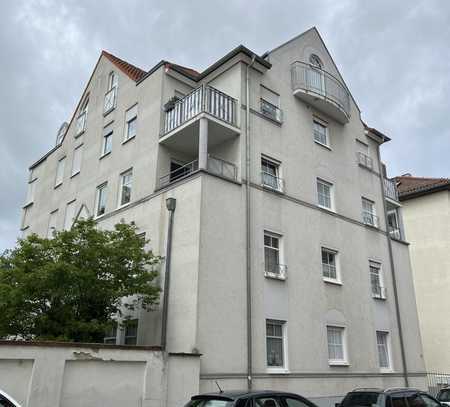 Geräumige 3 Zimmer-Wohnung mit Balkon - zentrales Wohnen auf 74 m² - im Herzen von Worms