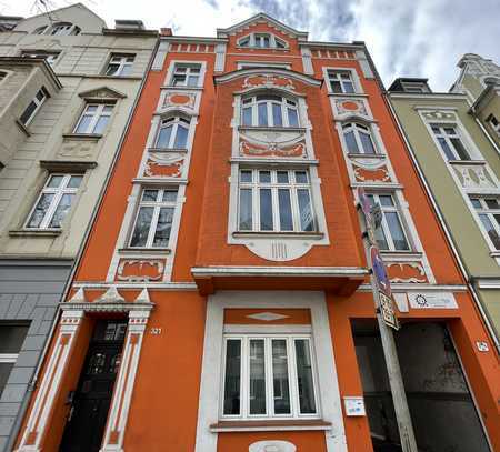 STADTWOHNUNG MIT BALKON ZUM SANIEREN - IN OBERBILK