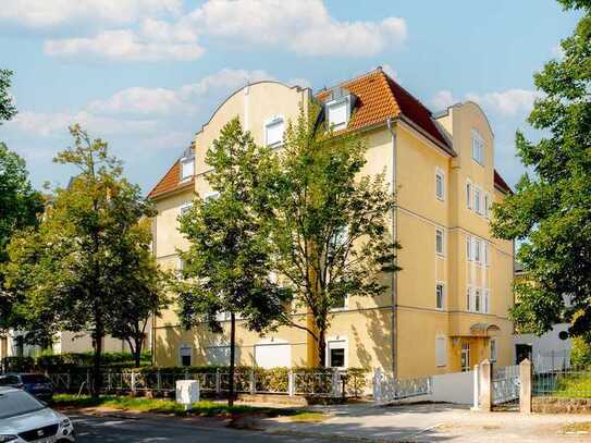 Top Lage in DD-Striesen! Balkon, Parkett, EBK, Abstellraum. Aufzug im Haus.